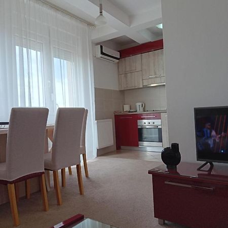 Wing 3 Apartman ,,Bc ,, Jagodina Buitenkant foto