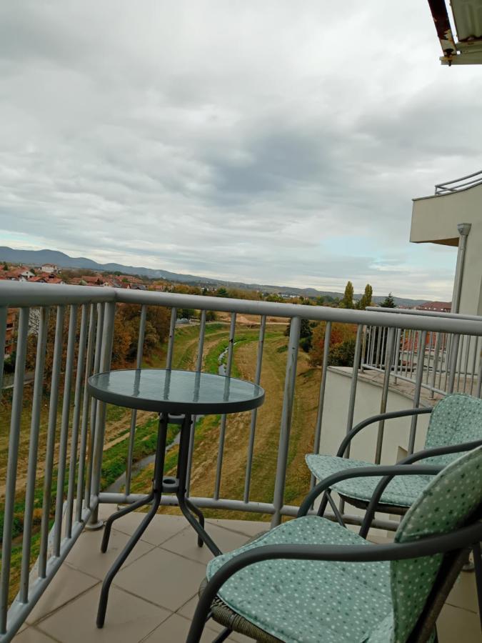 Wing 3 Apartman ,,Bc ,, Jagodina Buitenkant foto