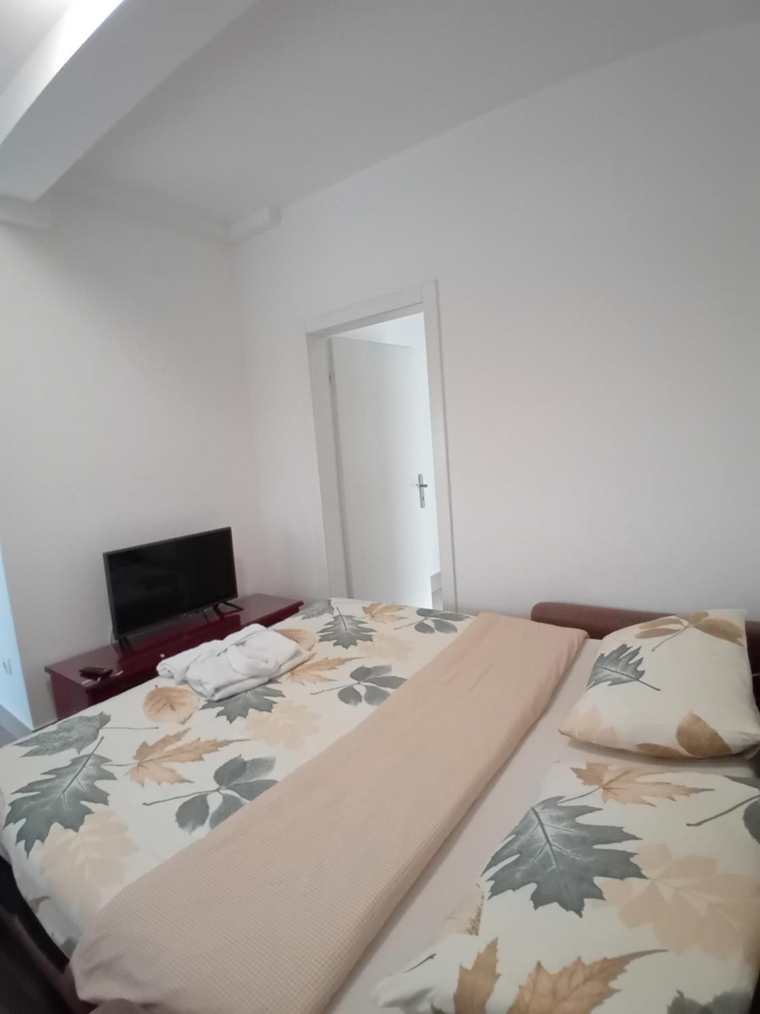 Wing 3 Apartman ,,Bc ,, Jagodina Buitenkant foto