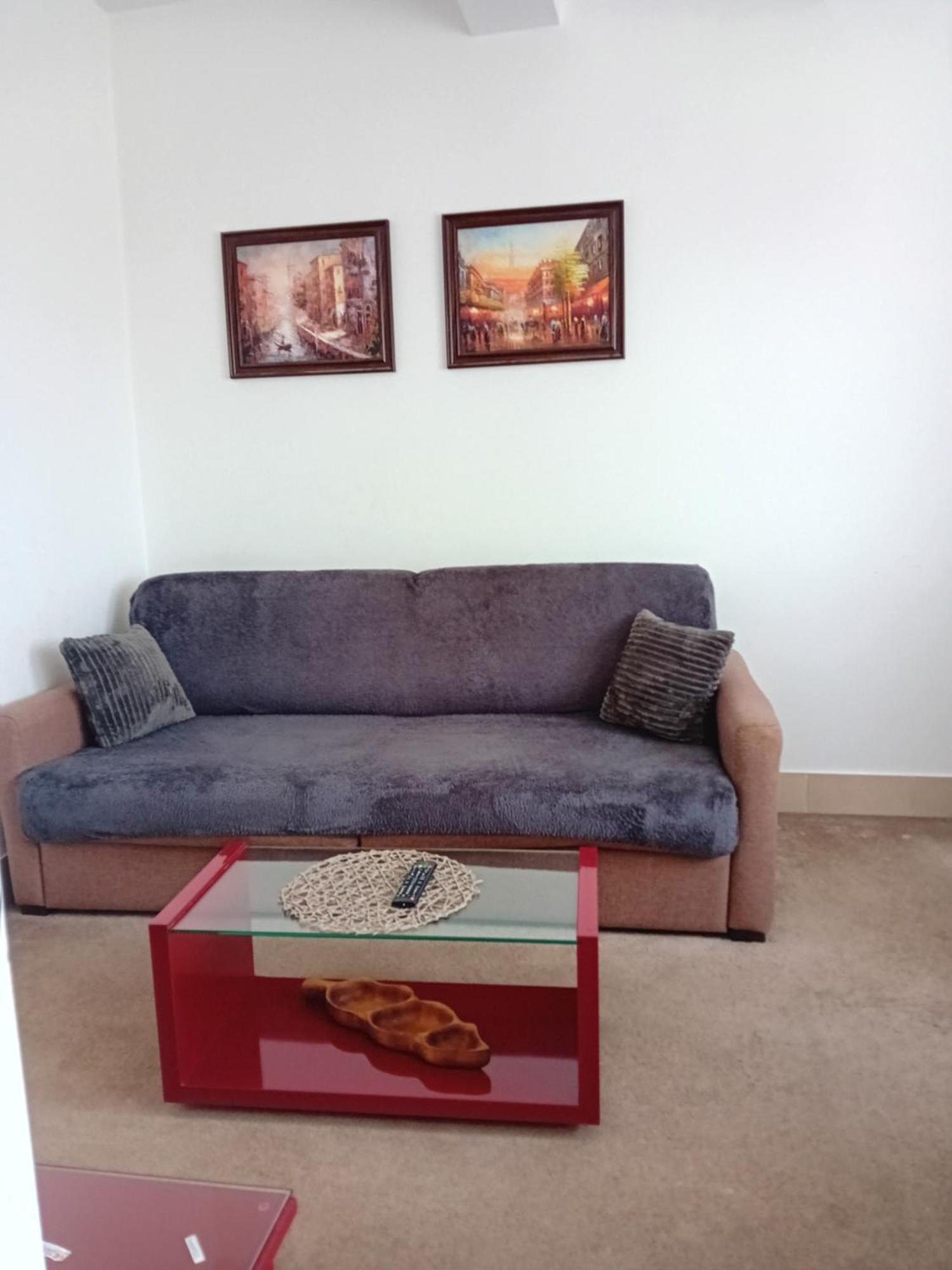 Wing 3 Apartman ,,Bc ,, Jagodina Buitenkant foto